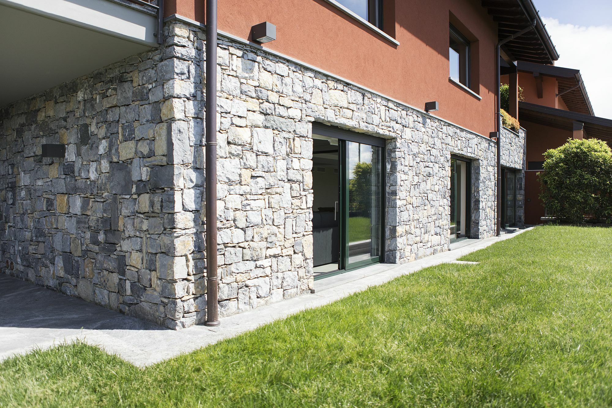 & Pool-como House-160 Mt-private Indoor Swimming Pool, Heated Year-private Covered Parking-private Garden And Terrace-fully Equipped Kitchen Apartment Como